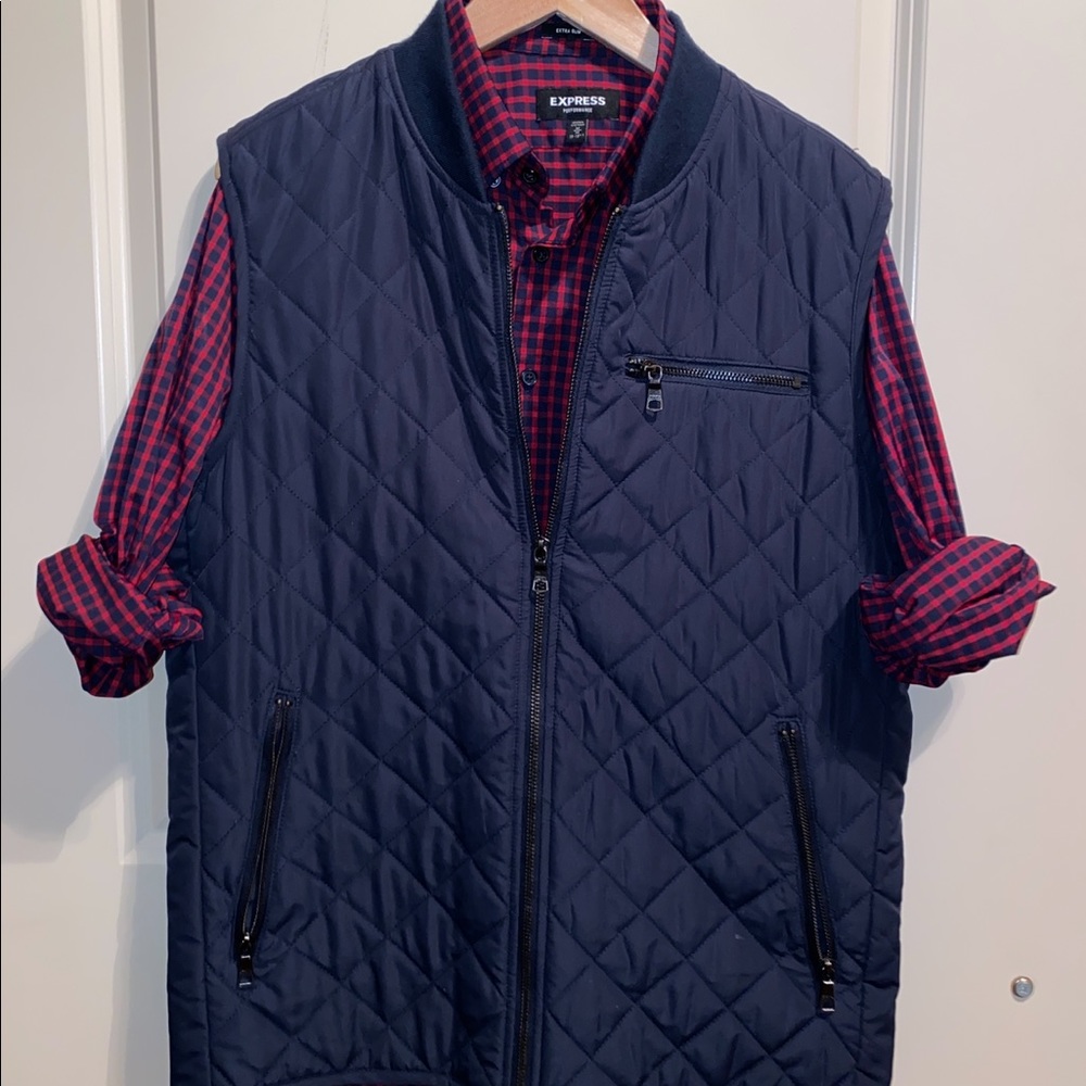 Men’s Navy Quilted Vest